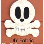 Fabric Skull and Crossbones Wall Hanging Free Sewing Pattern