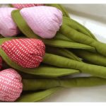 Easy-Sew Fabric Tulip Flowers Free Sewing Pattern